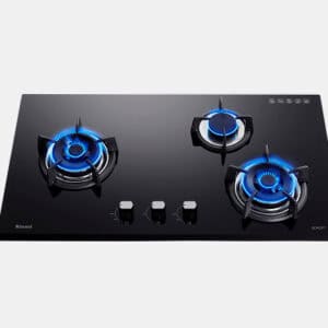 Black glass gas cooktop with three lit burners and central control knobs; brand 'Rinnai' visible.