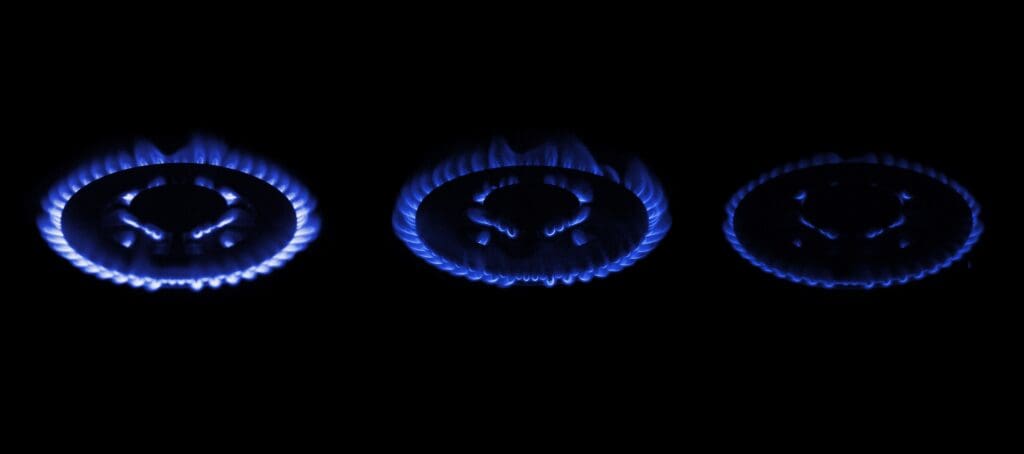 RB-3311S-GBS built-in gas hob versatile flame (1)